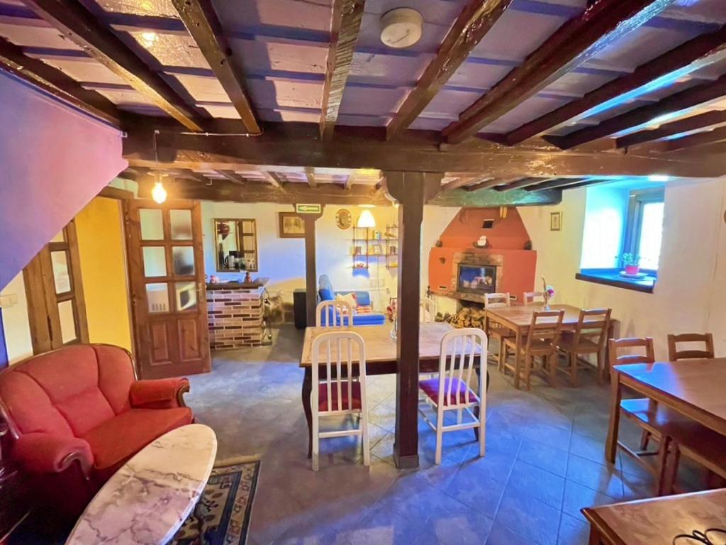 La AsturXana Hostal Malleza Exterior foto