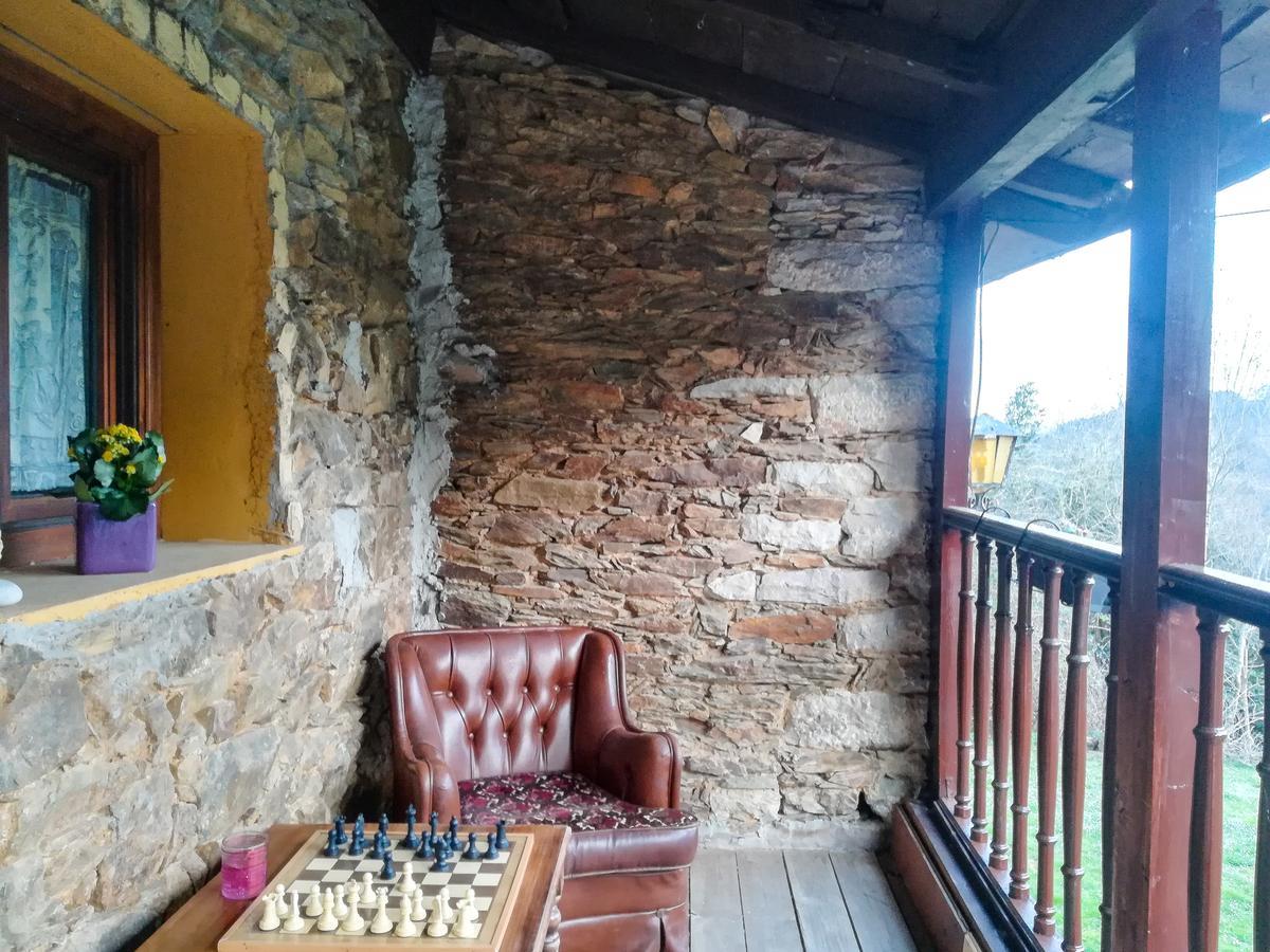 La AsturXana Hostal Malleza Exterior foto